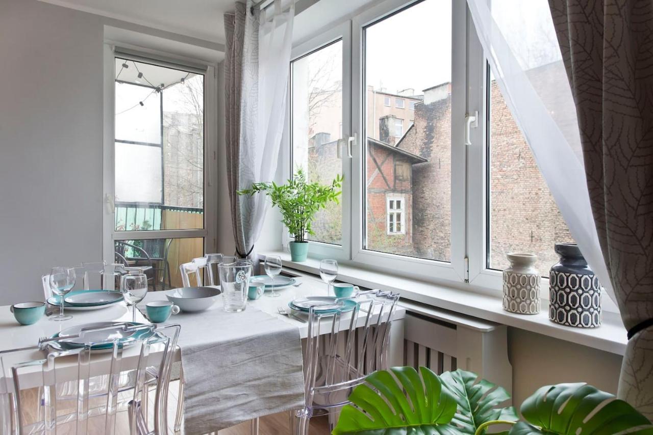 Stay Hip In Vibrant Centrally Located Apartment In Old Town Gdansk Exterior photo