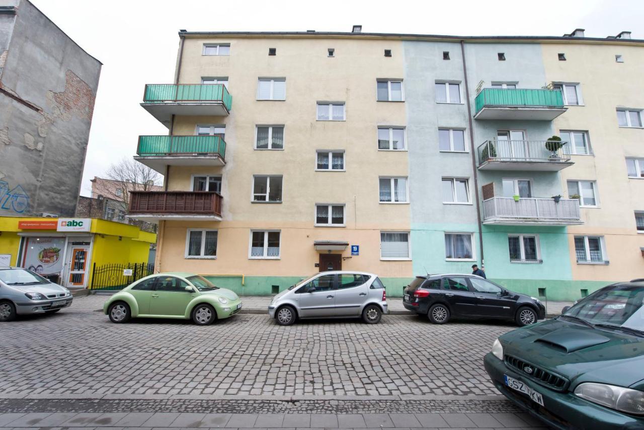 Stay Hip In Vibrant Centrally Located Apartment In Old Town Gdansk Exterior photo